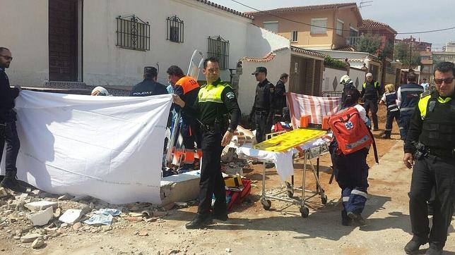 Fallece Un Trabajador Municipal Tras El Derrumbe De Un Muro En Fuengirola